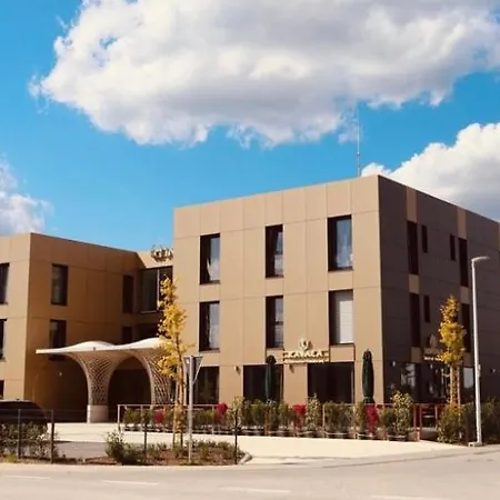 Intergroup Business & Design Ingolstadt Ξενοδοχείο Kosching