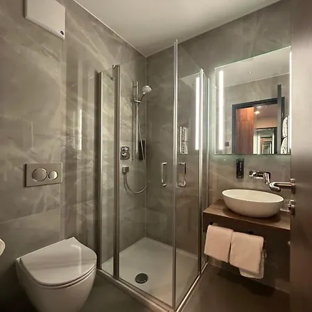 Intergroup Business & Design Ingolstadt 4* Kosching