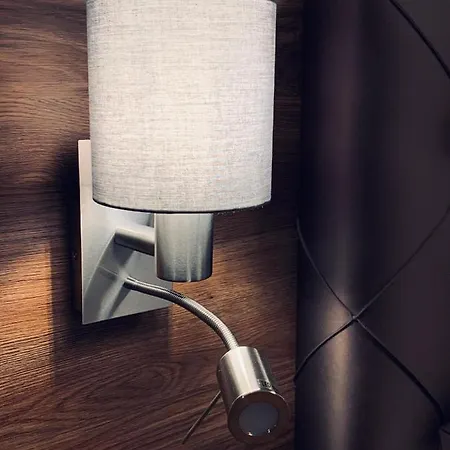 Intergroup Business & Design Ingolstadt Ξενοδοχείο Kosching